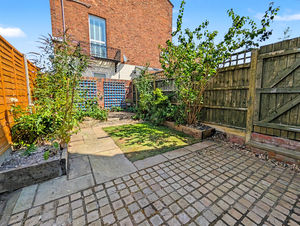 Photo 14- click for photo gallery